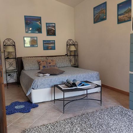 Casa Vacanze Richi&Michi Chia Villa Exterior foto