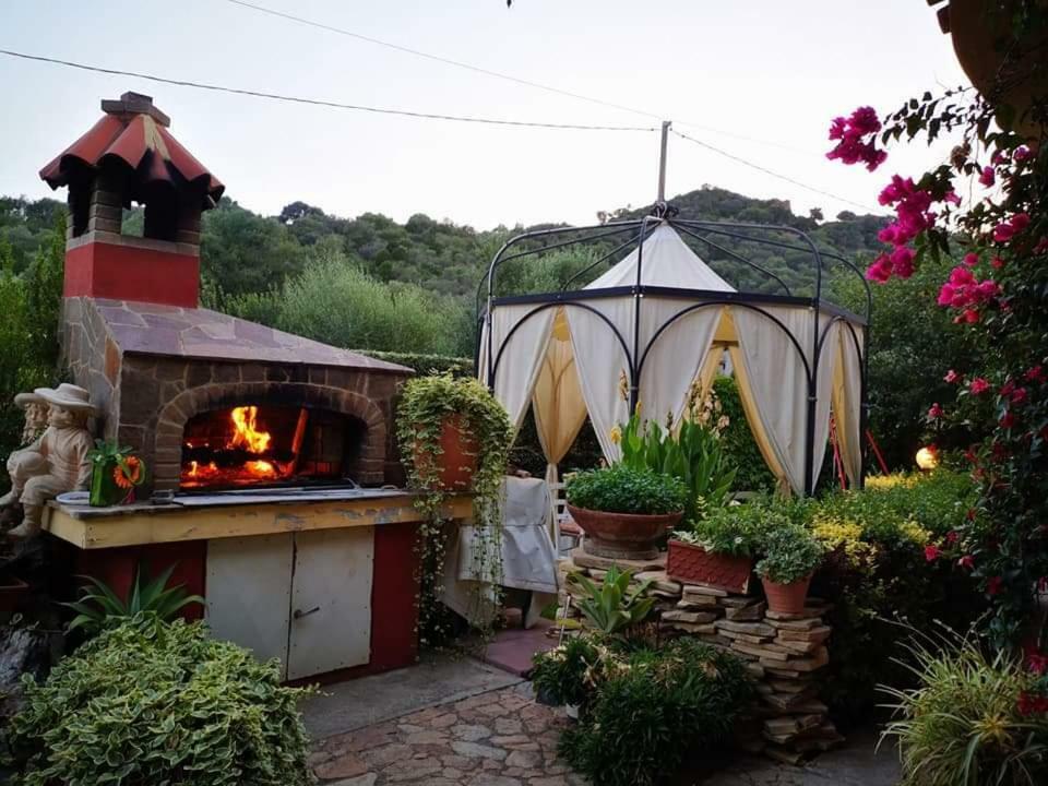 Casa Vacanze Richi&Michi Chia Villa Exterior foto